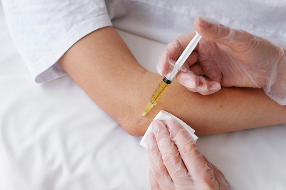 PRP joint injection for knee pain at Valoura Med Spa in Savoy, IL